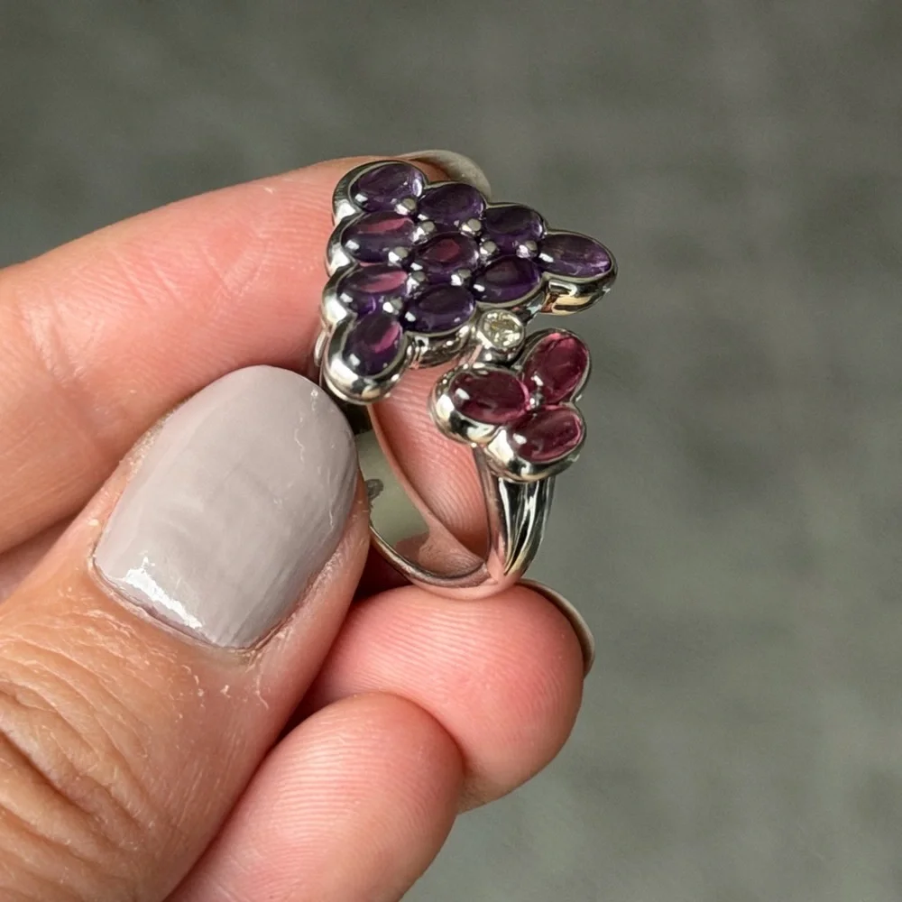 Mauboussin Paris Purple and Pink Amethyst Cluster Ring - Picture 13 of 15